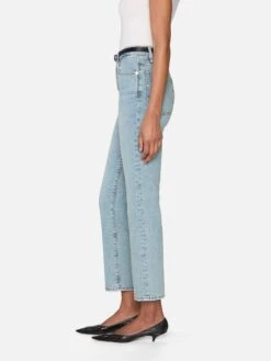 The Ruler Crop -- Dolly 9 The Ruler Crop -- Dolly -Frame Sale Store 1003889 DLLY 02906