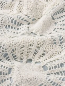 The Crochet Vertical Crop -- Wisp 12 The Crochet Vertical Crop -- Wisp -Frame Sale Store 101CR105 WISP FABRICDETAIL