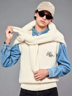 Frame Sale Store -Frame Sale Store 240726 MK FRAME Shot57 015 02 RGB 72 2000x2666 1