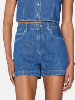 The Charm Short -- Graphic 10 The Charm Short -- Graphic -Frame Sale Store 4009475 GRPH 03010