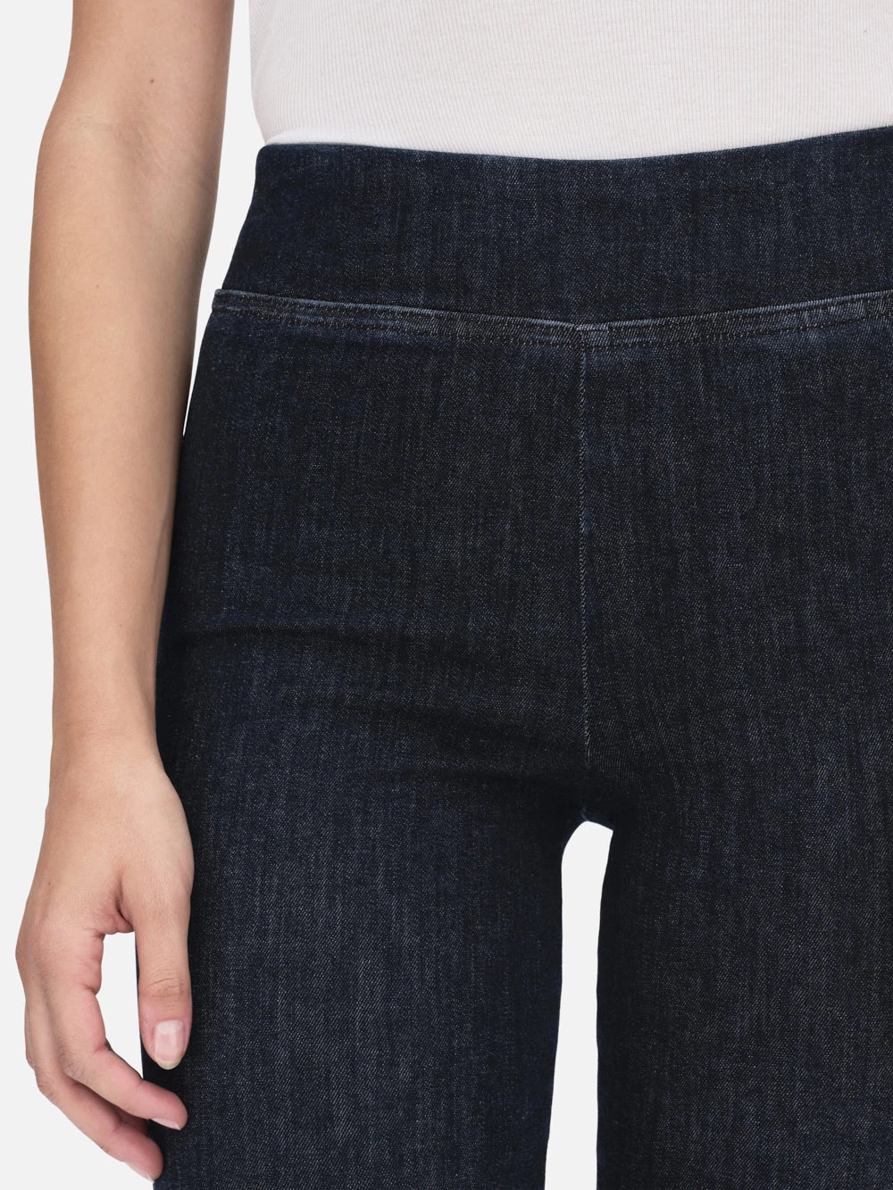 The Jetset Skinny Crop -- Keller 5 The Jetset Skinny Crop -- Keller - Image 5