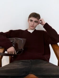 Oversized Sweater -- Burgundy -Frame Sale Store Look05 01