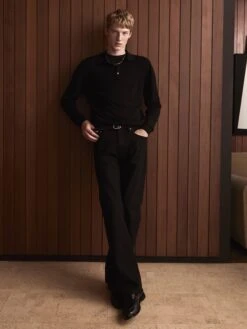 Superfine Polo Sweater -- Black -Frame Sale Store SHOT 12 0044 01 RGB 72 2000X2666 3441cd31 91d2 411b b2c2 30aa0bcb2061